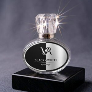 BLACK & WHITE is a luxury perfume for unisex wearers that celebrates the power of the extremes through a sophisticated study in chiaroscuro.